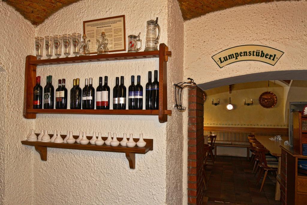 Stiftsgasthof Hochburg Esterno foto